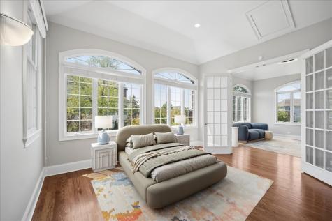 40 Wood Oaks Drive South Barrington IL 60010