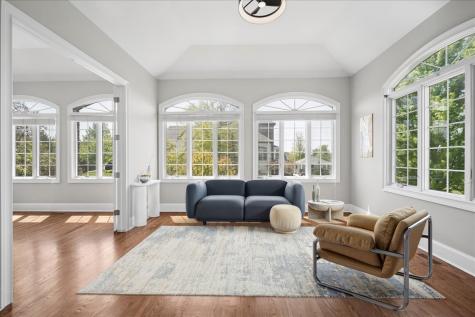 40 Wood Oaks Drive South Barrington IL 60010