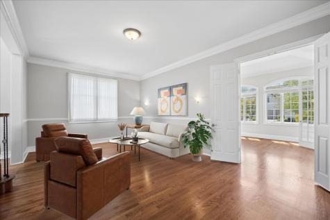 40 Wood Oaks Drive South Barrington IL 60010