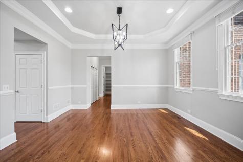40 Wood Oaks Drive South Barrington IL 60010