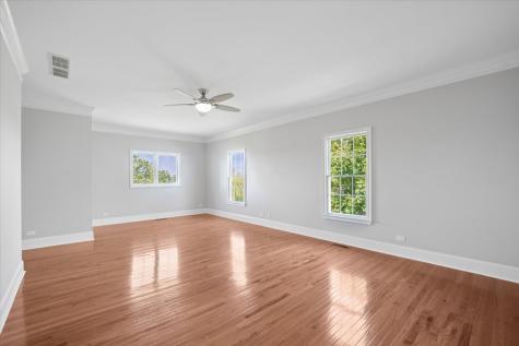 40 Wood Oaks Drive South Barrington IL 60010