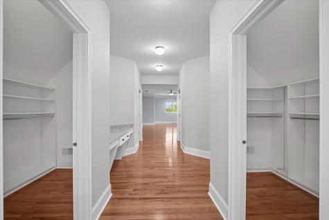 40 Wood Oaks Drive South Barrington IL 60010