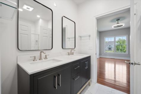 40 Wood Oaks Drive South Barrington IL 60010