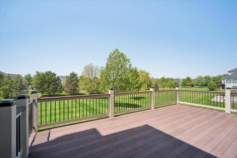 40 Wood Oaks Drive South Barrington IL 60010