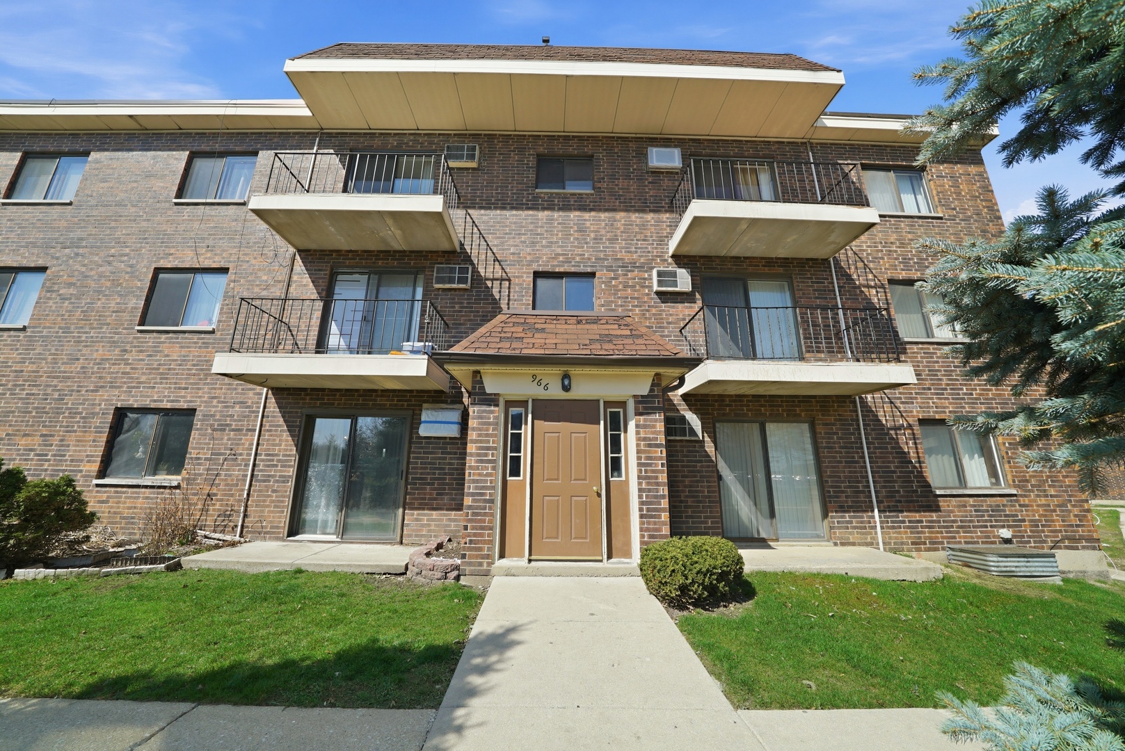 966 North Rohlwing Road Addison IL 60101