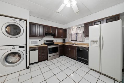 966 North Rohlwing Road Addison IL 60101