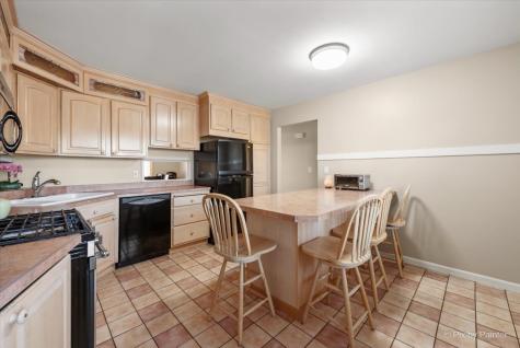 1615 Heather Drive Aurora IL 60506