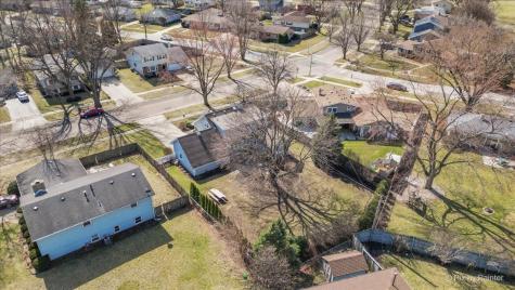 1615 Heather Drive Aurora IL 60506