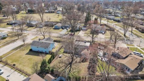 1615 Heather Drive Aurora IL 60506