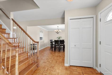 1615 Heather Drive Aurora IL 60506