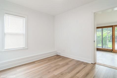 5809 North Rogers Avenue Chicago IL 60646