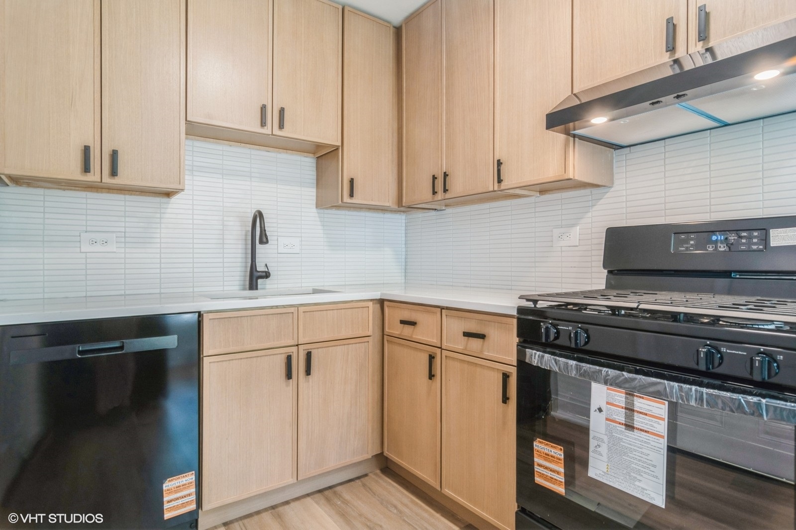 5809 North Rogers Avenue Chicago IL 60646