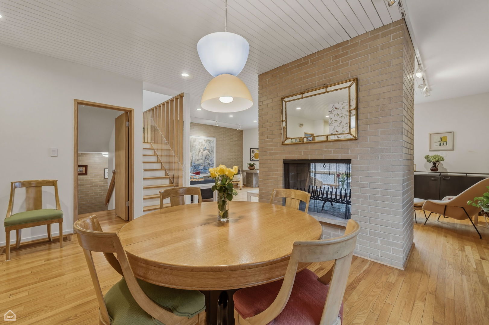 5631 South Blackstone Avenue Chicago IL 60637