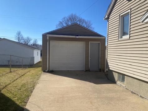 325 West 3rd Street Spring Valley IL 61362