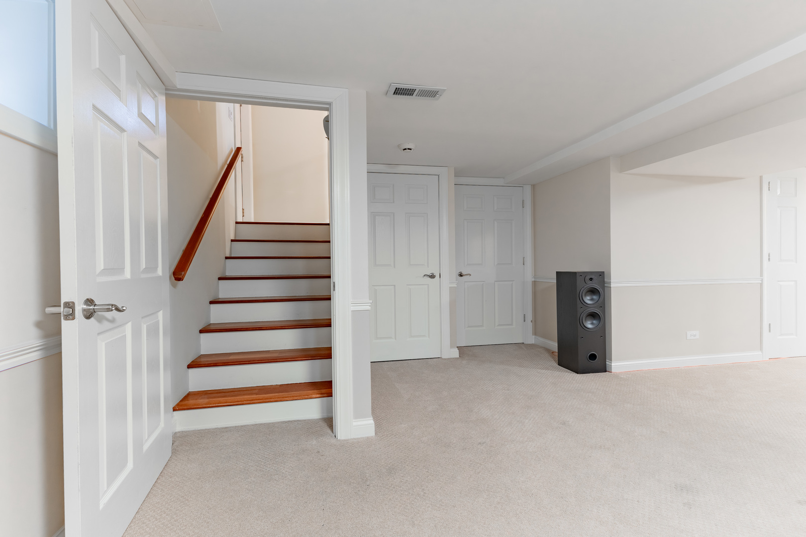 6352 West Giddings Street Chicago IL 60630