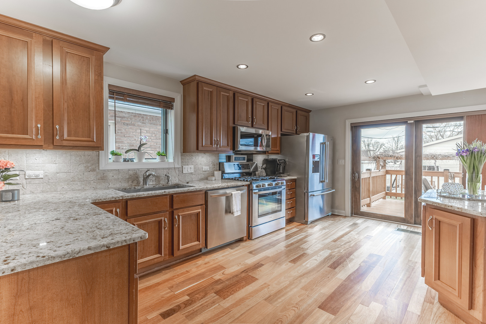 6352 West Giddings Street Chicago IL 60630