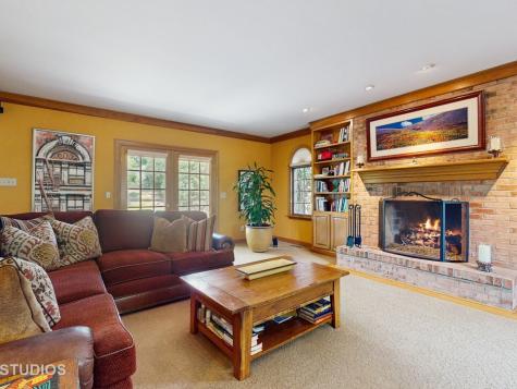 11236 Dorham Lane Woodstock IL 60098