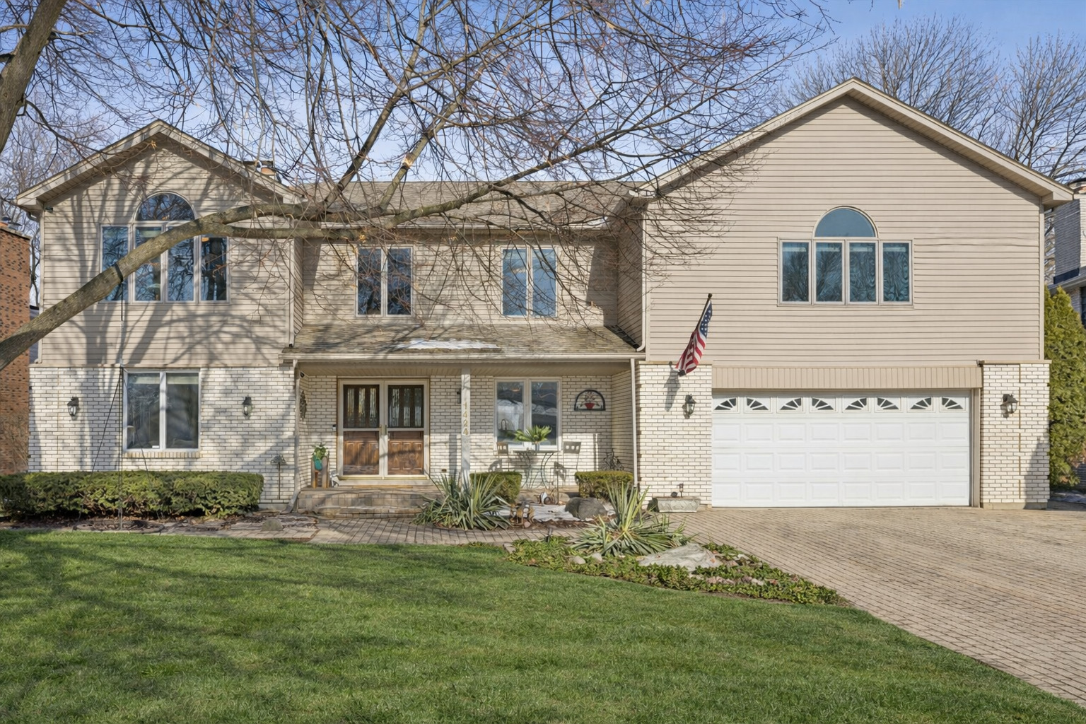 1424 East Jonquil Circle Arlington Heights IL 60004