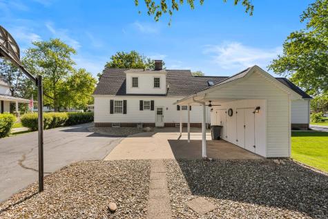 520 South Main Street Gifford IL 61847
