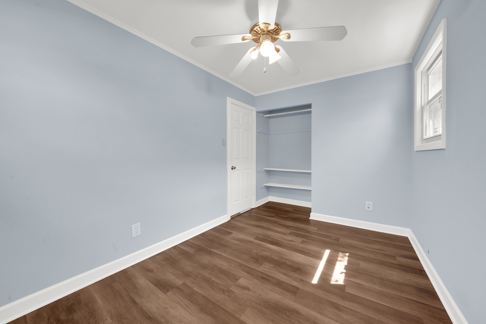 8053 South Kenton Avenue Chicago IL 60652