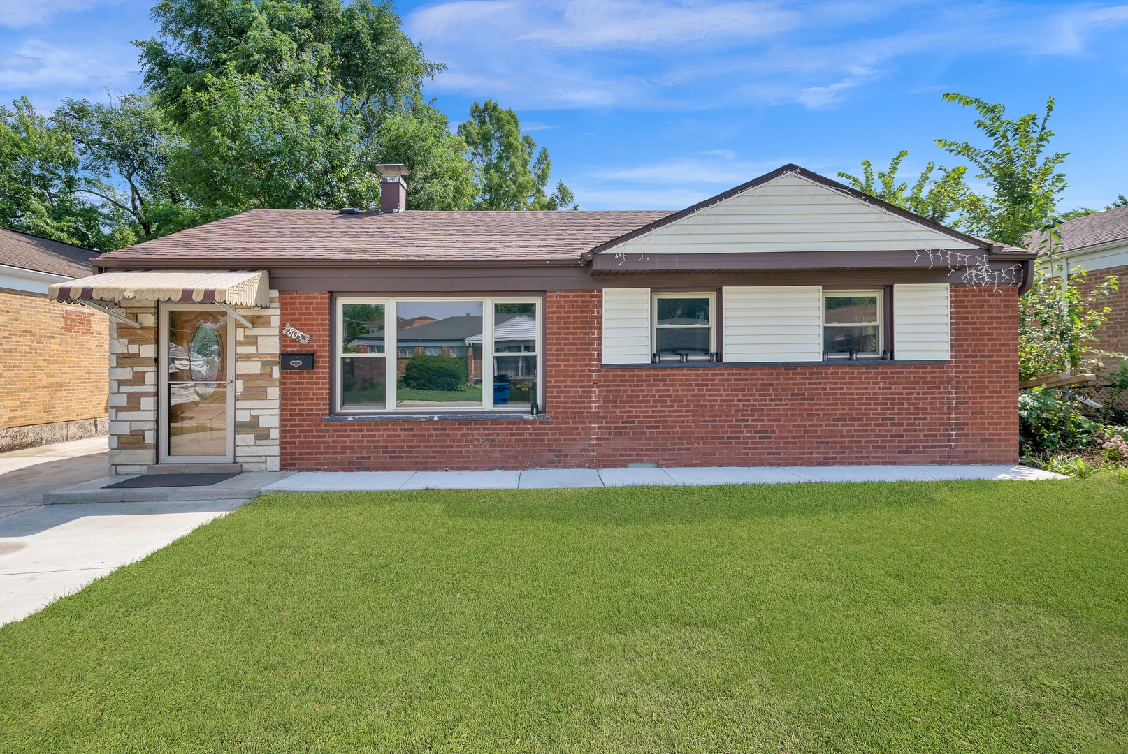 8053 South Kenton Avenue Chicago IL 60652