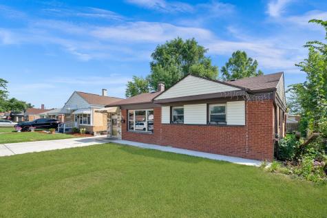 8053 South Kenton Avenue Chicago IL 60652