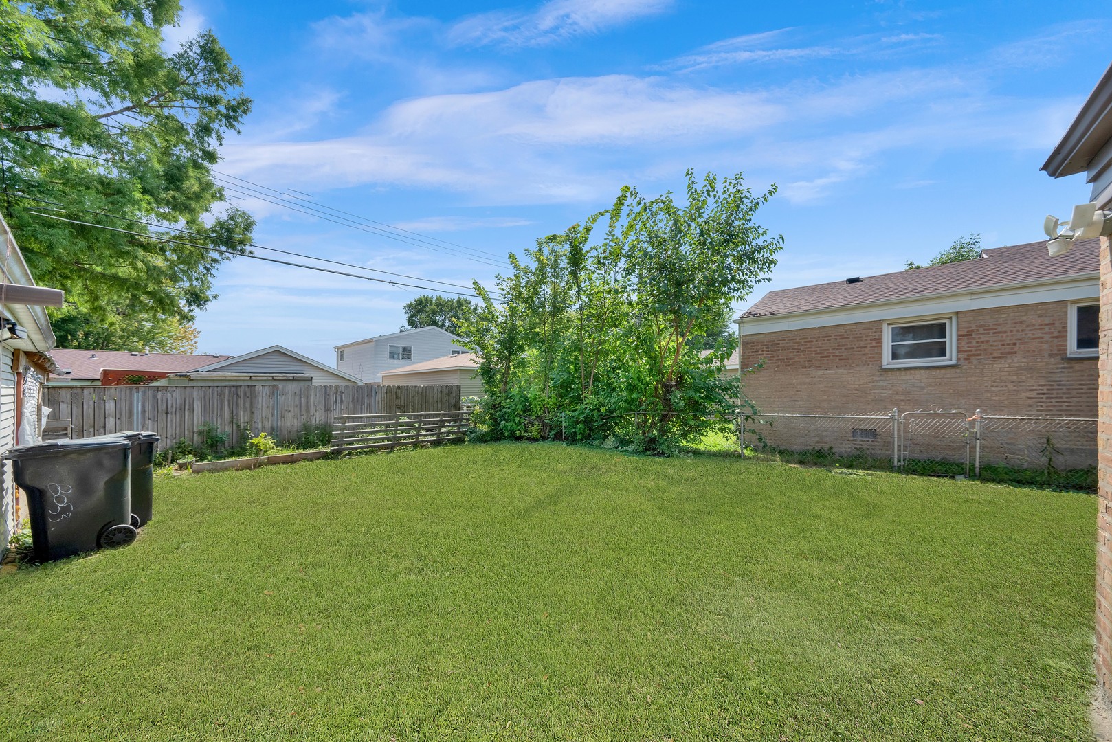 8053 South Kenton Avenue Chicago IL 60652