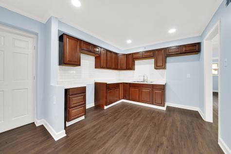 8053 South Kenton Avenue Chicago IL 60652