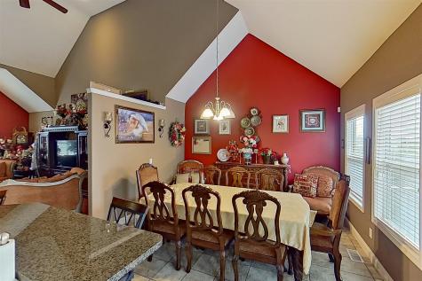 20 Fedor Circle Bloomington IL 61705