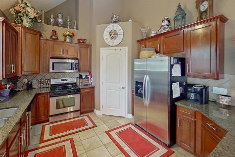20 Fedor Circle Bloomington IL 61705