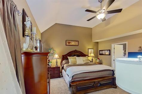 20 Fedor Circle Bloomington IL 61705