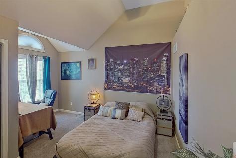 20 Fedor Circle Bloomington IL 61705