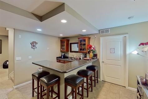 20 Fedor Circle Bloomington IL 61705