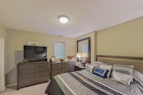 20 Fedor Circle Bloomington IL 61705