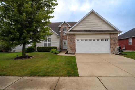 20 Fedor Circle Bloomington IL 61705
