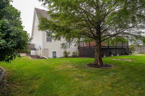 20 Fedor Circle Bloomington IL 61705