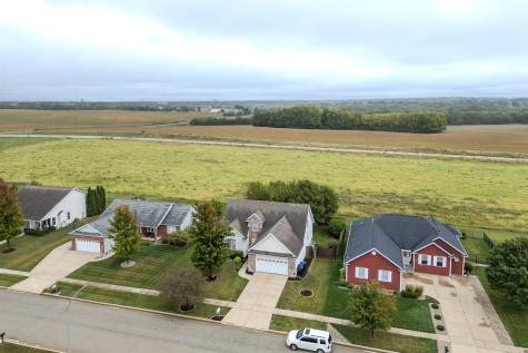 20 Fedor Circle Bloomington IL 61705