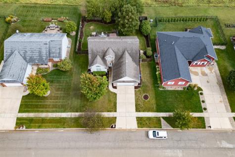 20 Fedor Circle Bloomington IL 61705