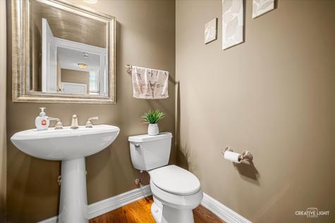 2423 Dustin Drive Sycamore IL 60178