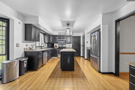 938 Stonehaven Court Elgin IL 60124