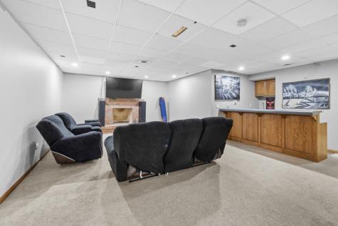 938 Stonehaven Court Elgin IL 60124