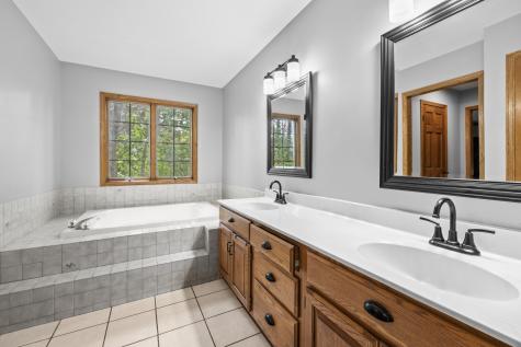 938 Stonehaven Court Elgin IL 60124