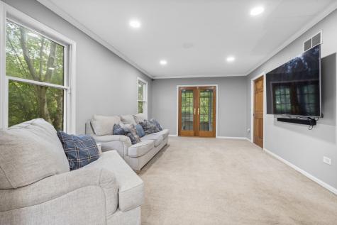 938 Stonehaven Court Elgin IL 60124