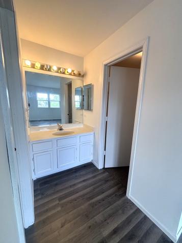 1 Collingwood Court Bolingbrook IL 60440