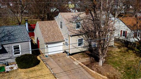 1613 20TH Avenue Rock Island IL 61201
