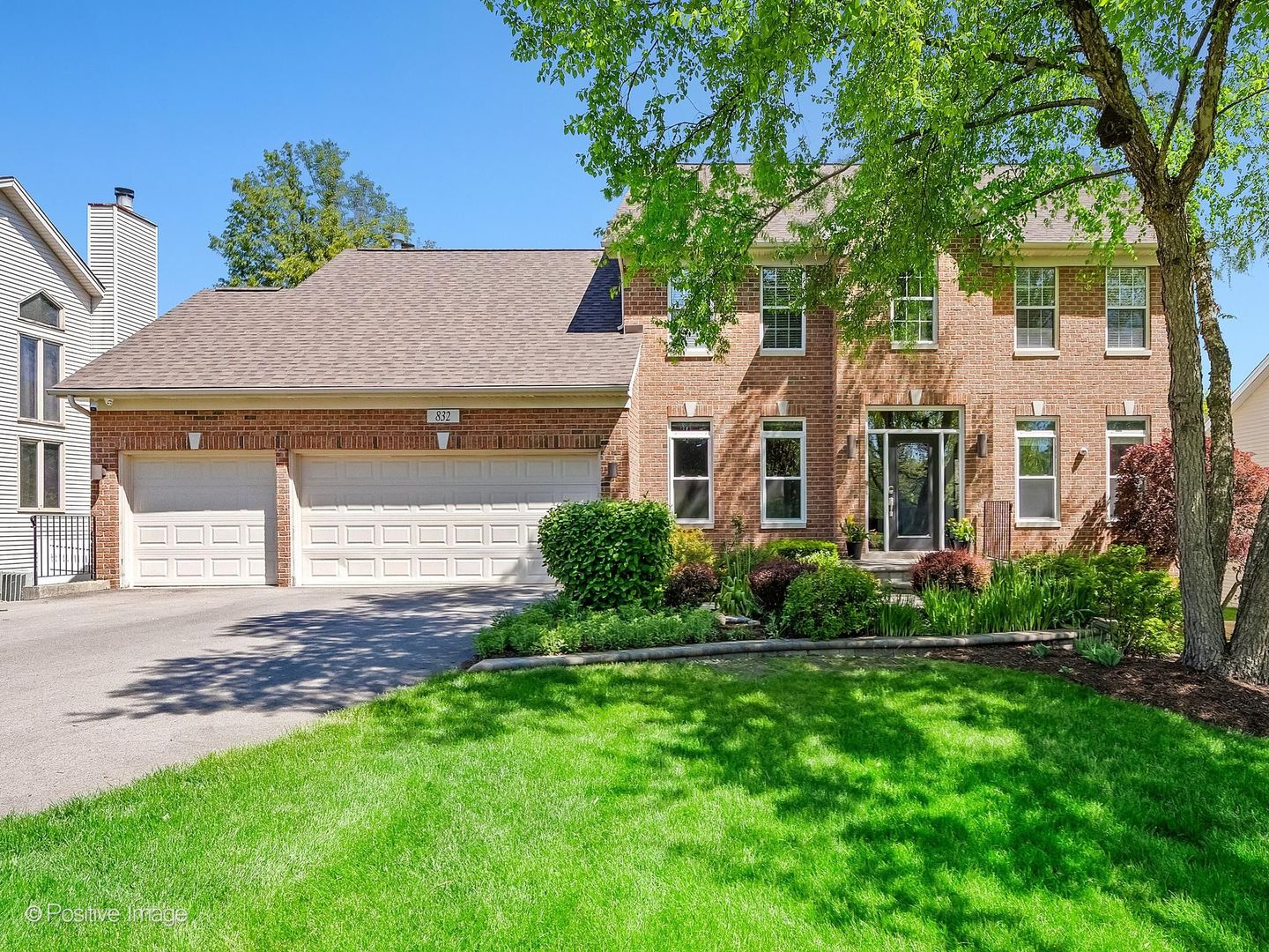 832 Bemis Road Glen Ellyn IL 60137