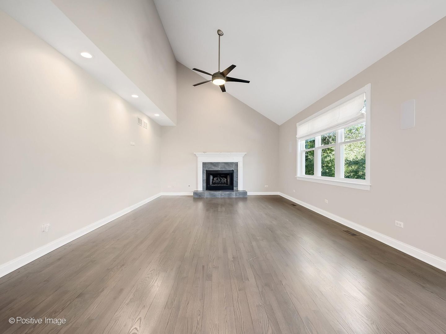 832 Bemis Road Glen Ellyn IL 60137