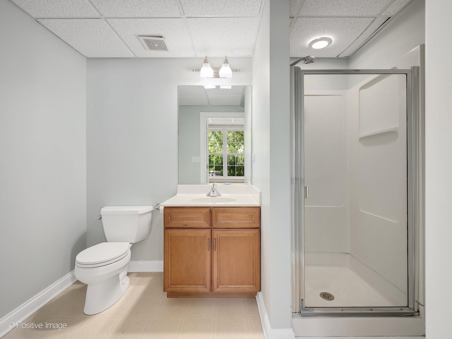 832 Bemis Road Glen Ellyn IL 60137