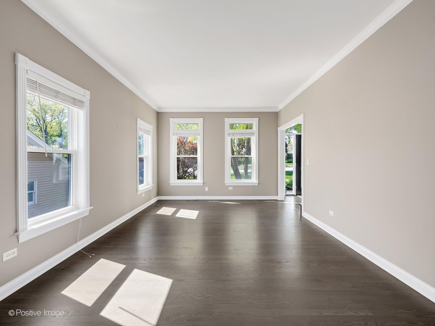 832 Bemis Road Glen Ellyn IL 60137