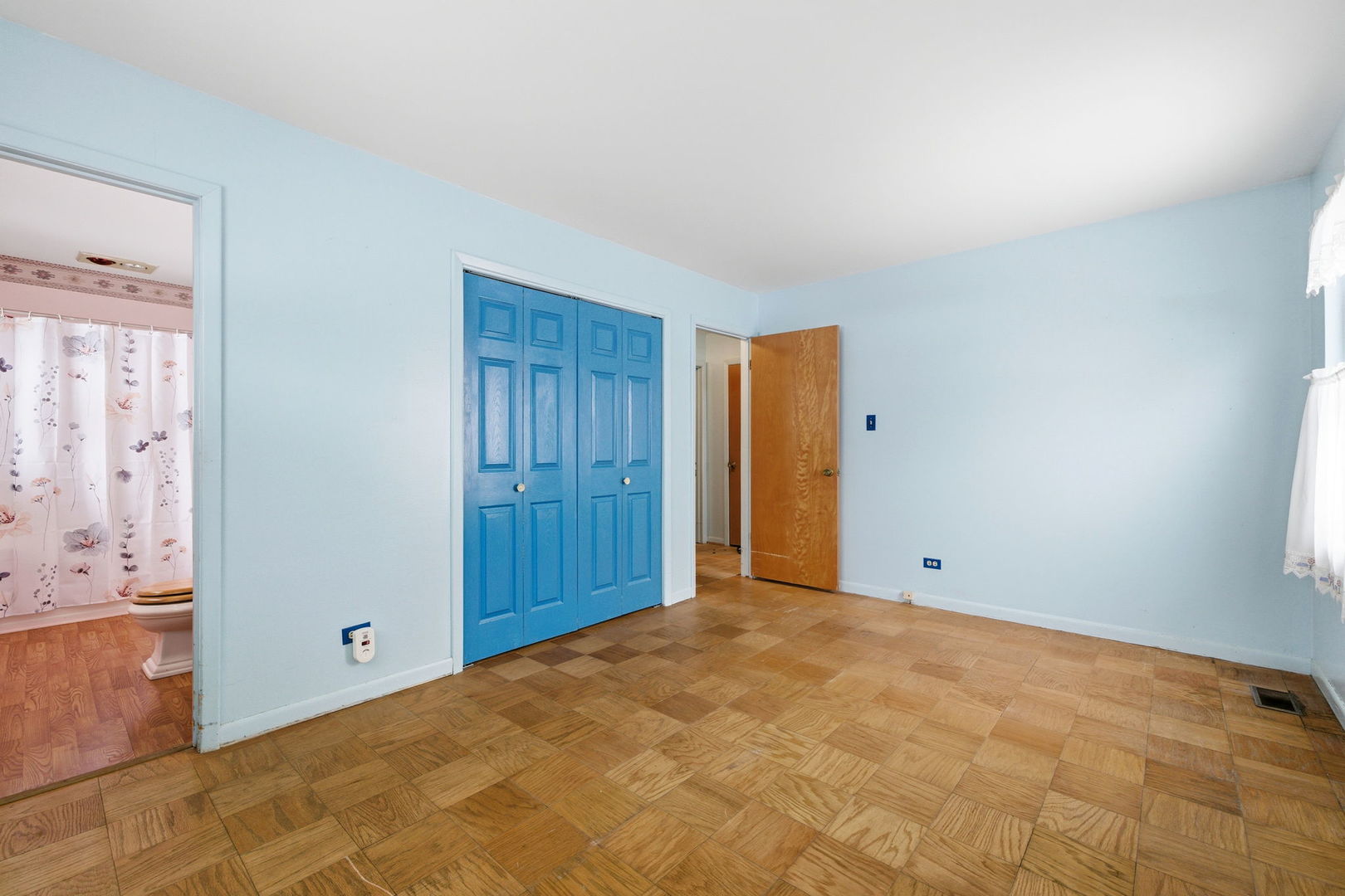 943 Oxford Street Downers Grove IL 60516